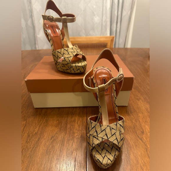 Missoni Lurex Platform Slingback Heel, Size 37.5 EUR / 7.5 US RUN SMALL - NWT - Picture 2 of 11